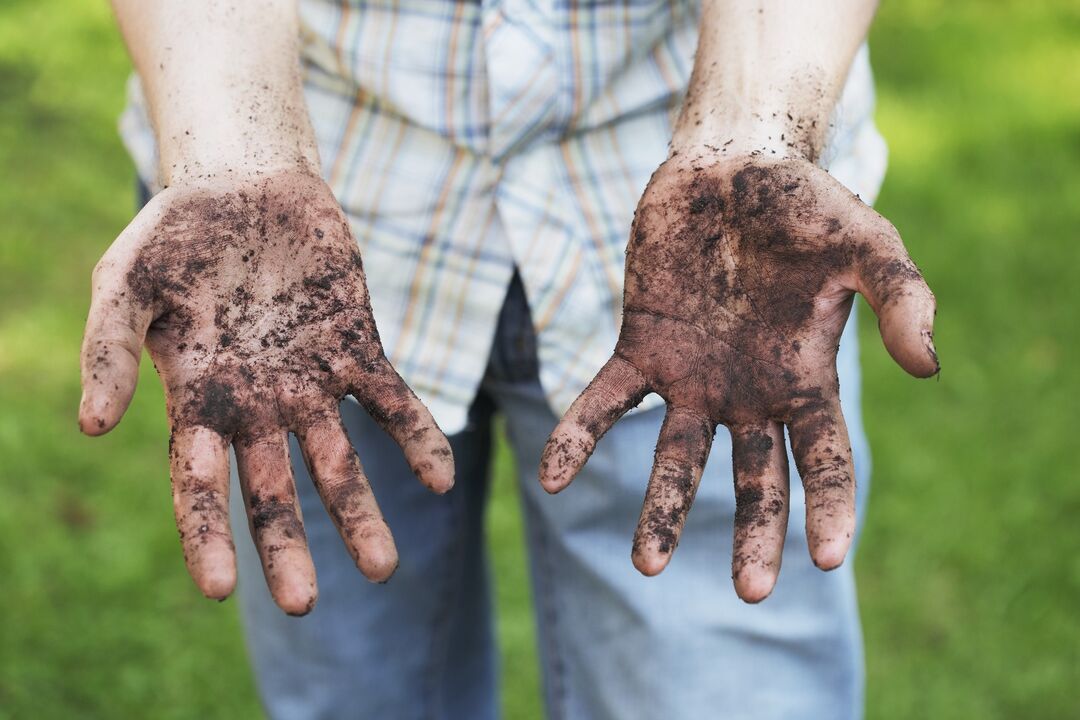 Dirty hands are the cause of parasitic infections